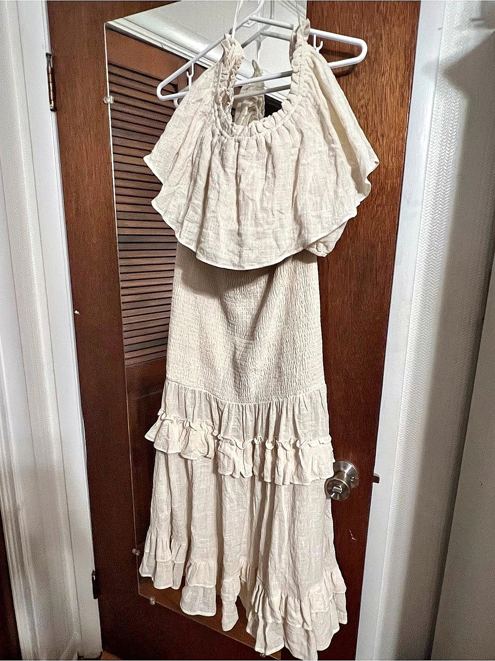 BIBI Off-Shoulder Maxi (2 pc) in Cream XL Like New